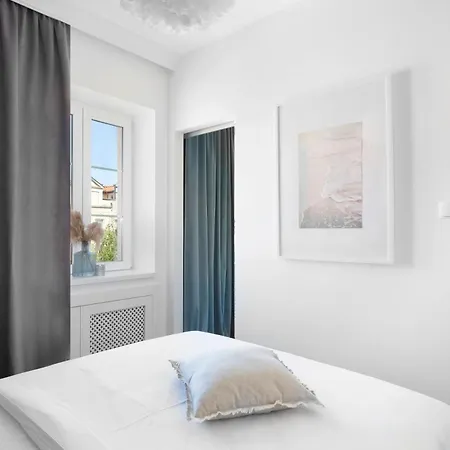 Elite Heart Of The Old Town Apartment *