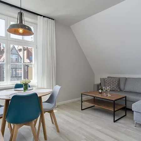 Elite Heart Of The Old Town Apartment *