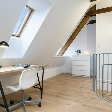 Elite Heart Of The Old Town