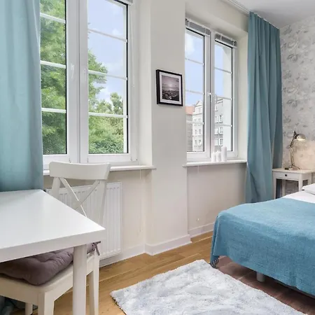 Elite Heart Of The Old Town *