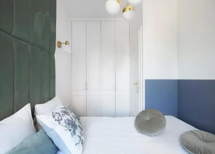 Elite Heart Of The Old Town *