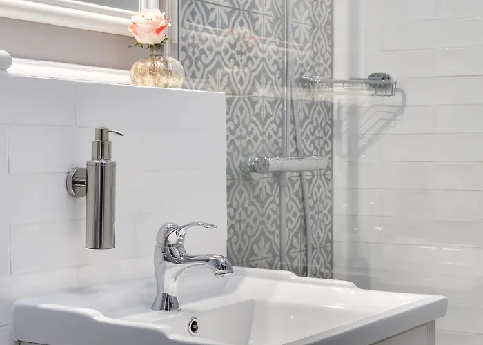 Elite Heart Of The Old Town Апартаменты *