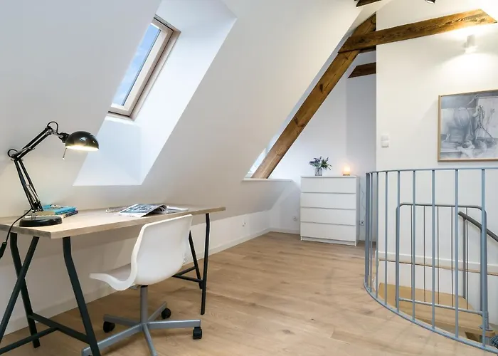 Elite Heart Of The Old Town