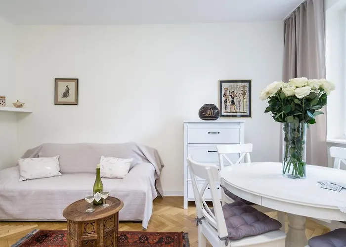 Elite Heart Of The Old Town *