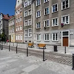 Elite Heart Of The Old Town *