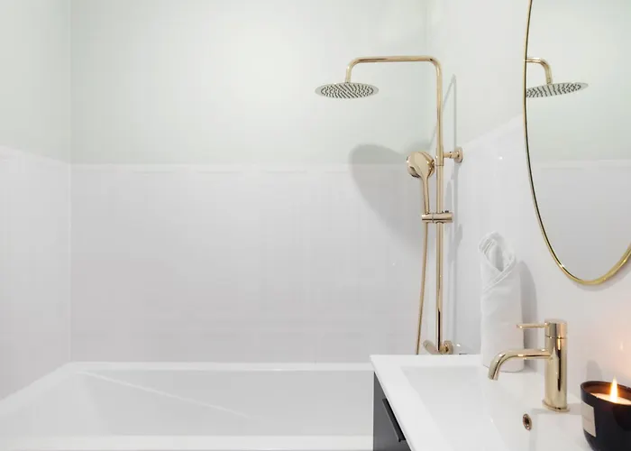 Elite Heart Of The Old Town